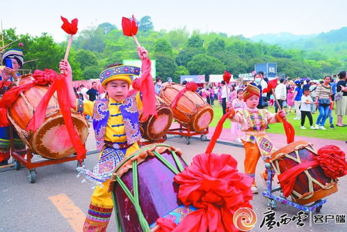 八桂歡歌慶“三月三”——廣西日?qǐng)?bào)推出三版圖片特輯聚焦主會(huì)場(chǎng)開幕式盛況及馬戲團(tuán)表演